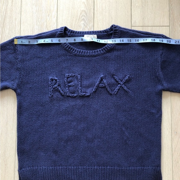 Cupio Relax Embroidered Side Slit Sweater in Blue Size L - Picture 10 of 11